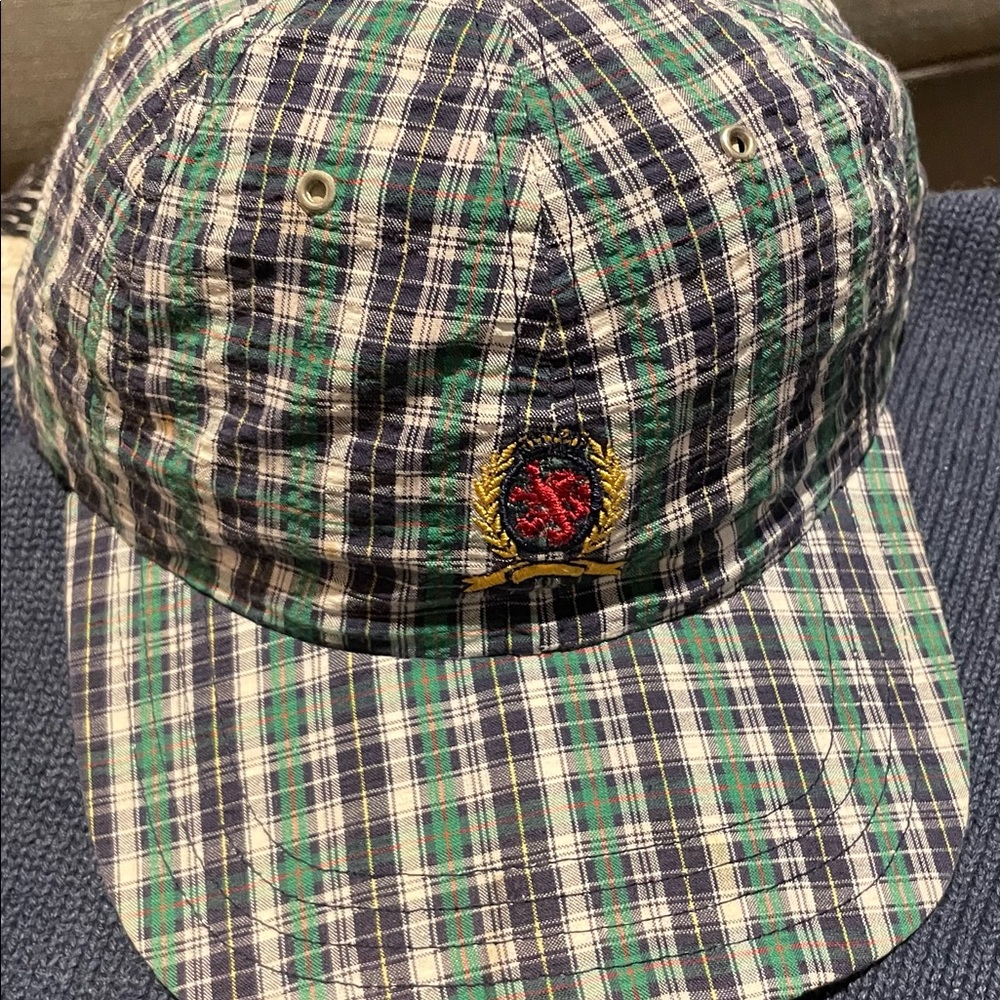 Tommy Hilfiger vintage plaid hat